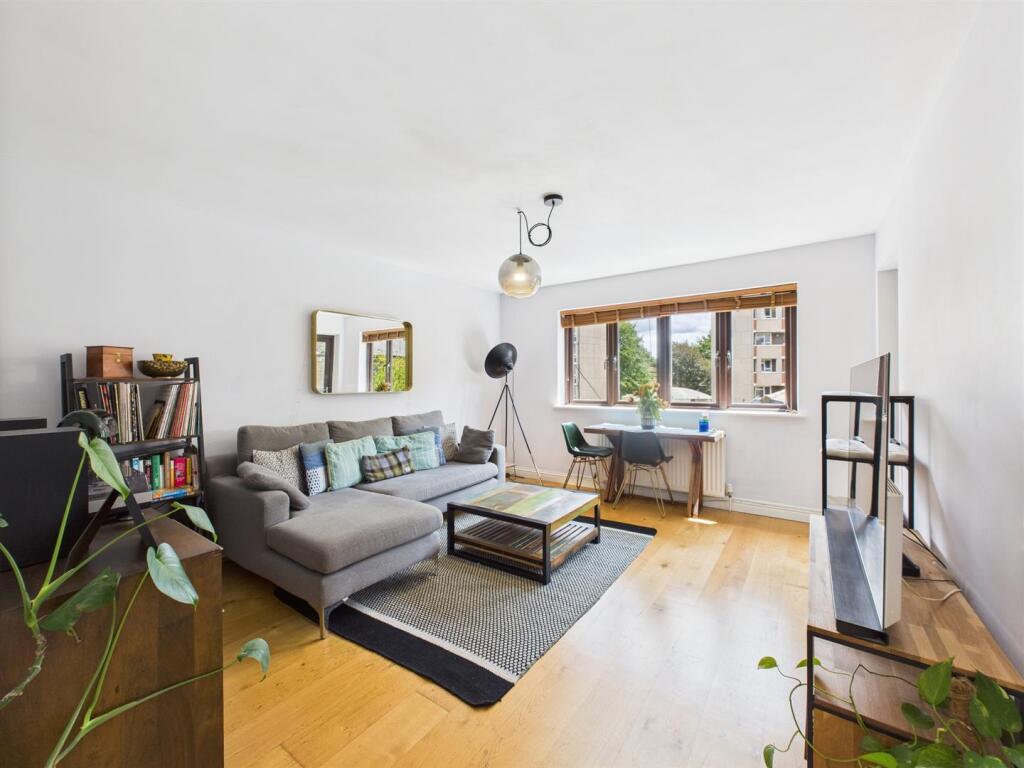 Main image of property: Hackney Road, Shoreditch, E2