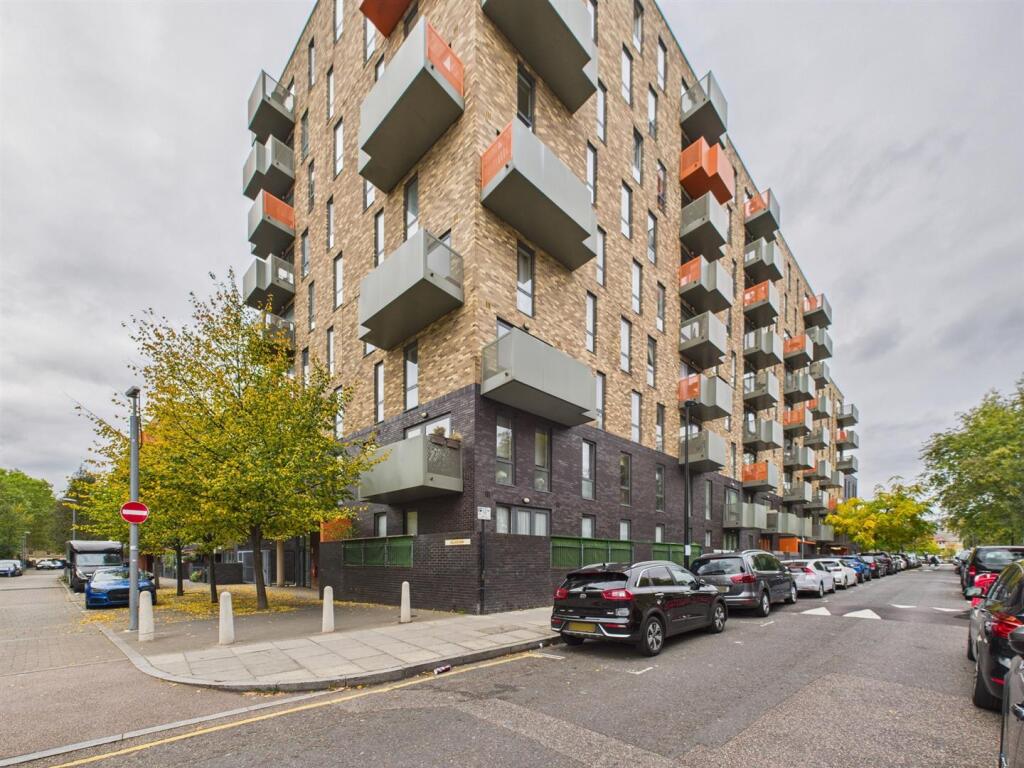 Main image of property: Sculpture House, Killick Way, Stepney Green, E1