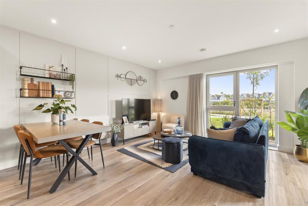 Main image of property: Flagstaff Road, Reading, RG2