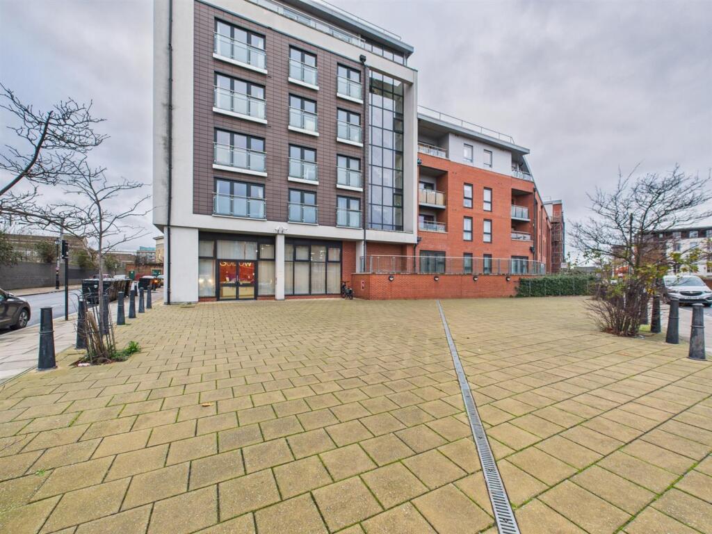 Main image of property: Windsor Court, Mostyn Grove, Bow, E3