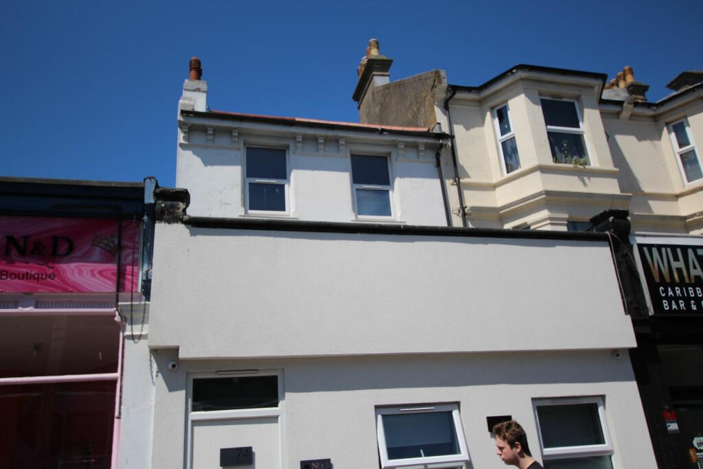 Additional property image - 74 Seaside Flat 1, Eastbourne