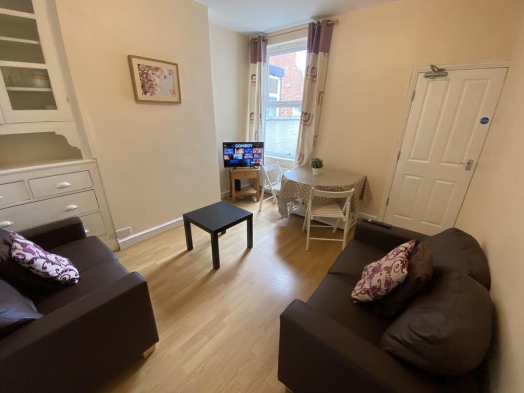 4 bedroom terraced house for rent in Ludlow Road, Earlsdon, Coventry, CV5