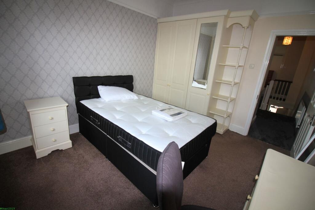 Additional property image - Hearsall Lane, Earlsdon, Coventry, CV5