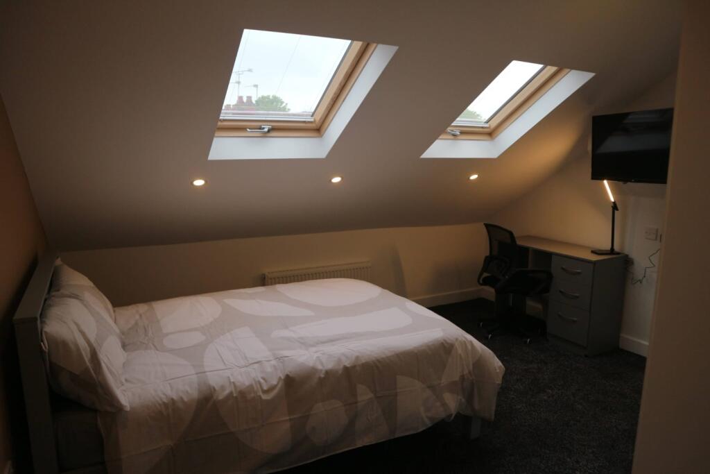 Additional property image - Hugh Road, Coventry