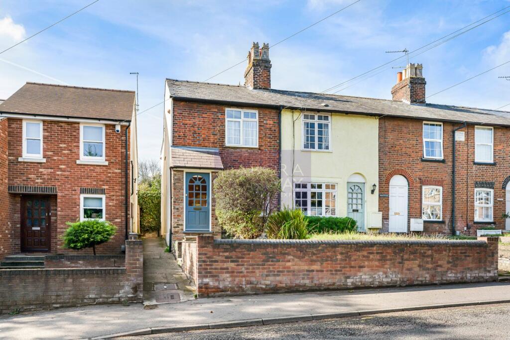 Main image of property: High Street, LONDON COLNEY, AL2