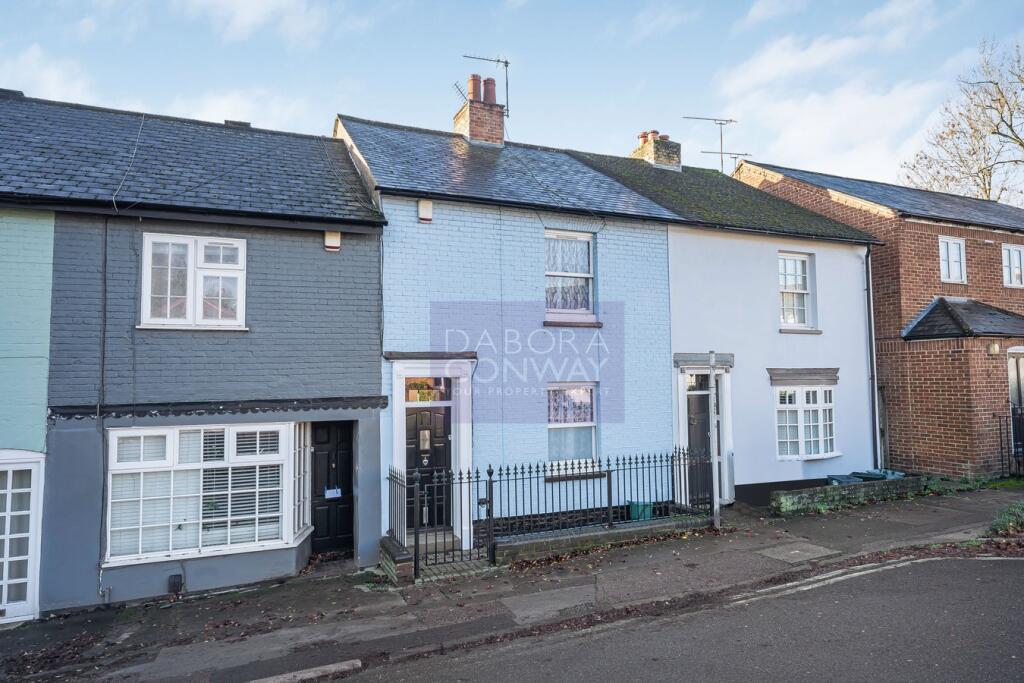 Main image of property: High Street, LONDON COLNEY, AL2