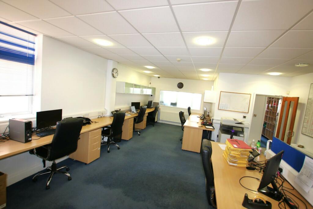 Commercial property for rent in Whalley New Road, Roe Lee,Blackburn , BB1
