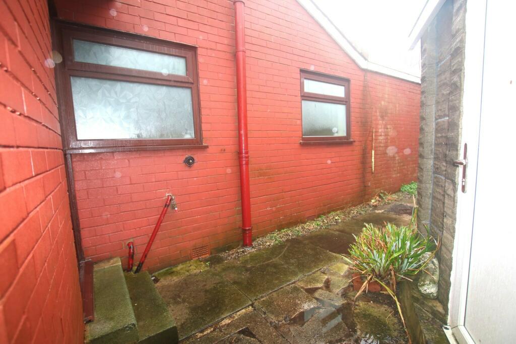 Additional property image - Royshaw Avenue, Pleckgate, Blackburn