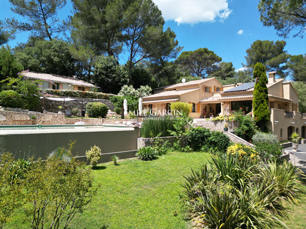 Main image of property: Languedoc-Roussillon, Gard, Nîmes