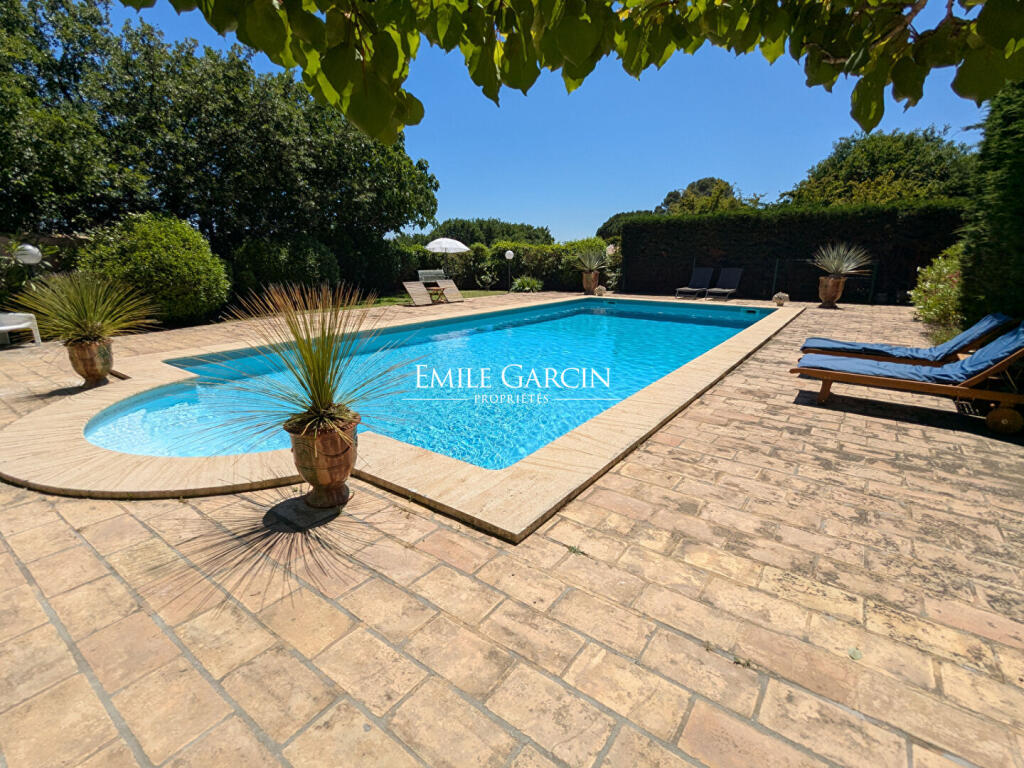 Main image of property: Languedoc-Roussillon, Gard, Villeneuve-Les-Avignon