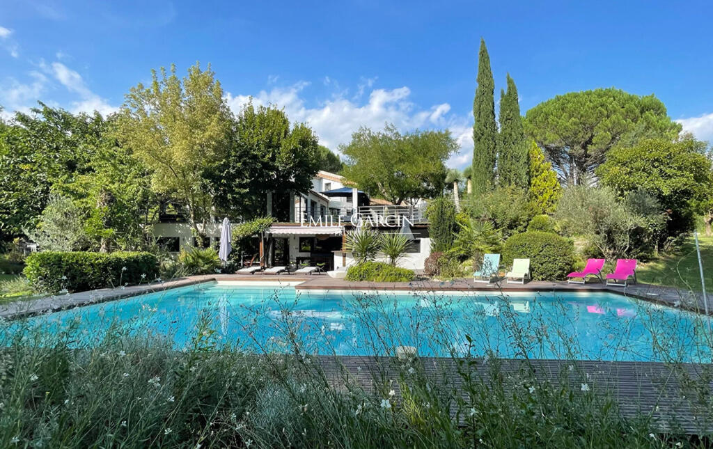 Main image of property: Provence-Alps-Cote d`Azur, Bouches-du-Rhône, Aix-en-Provence