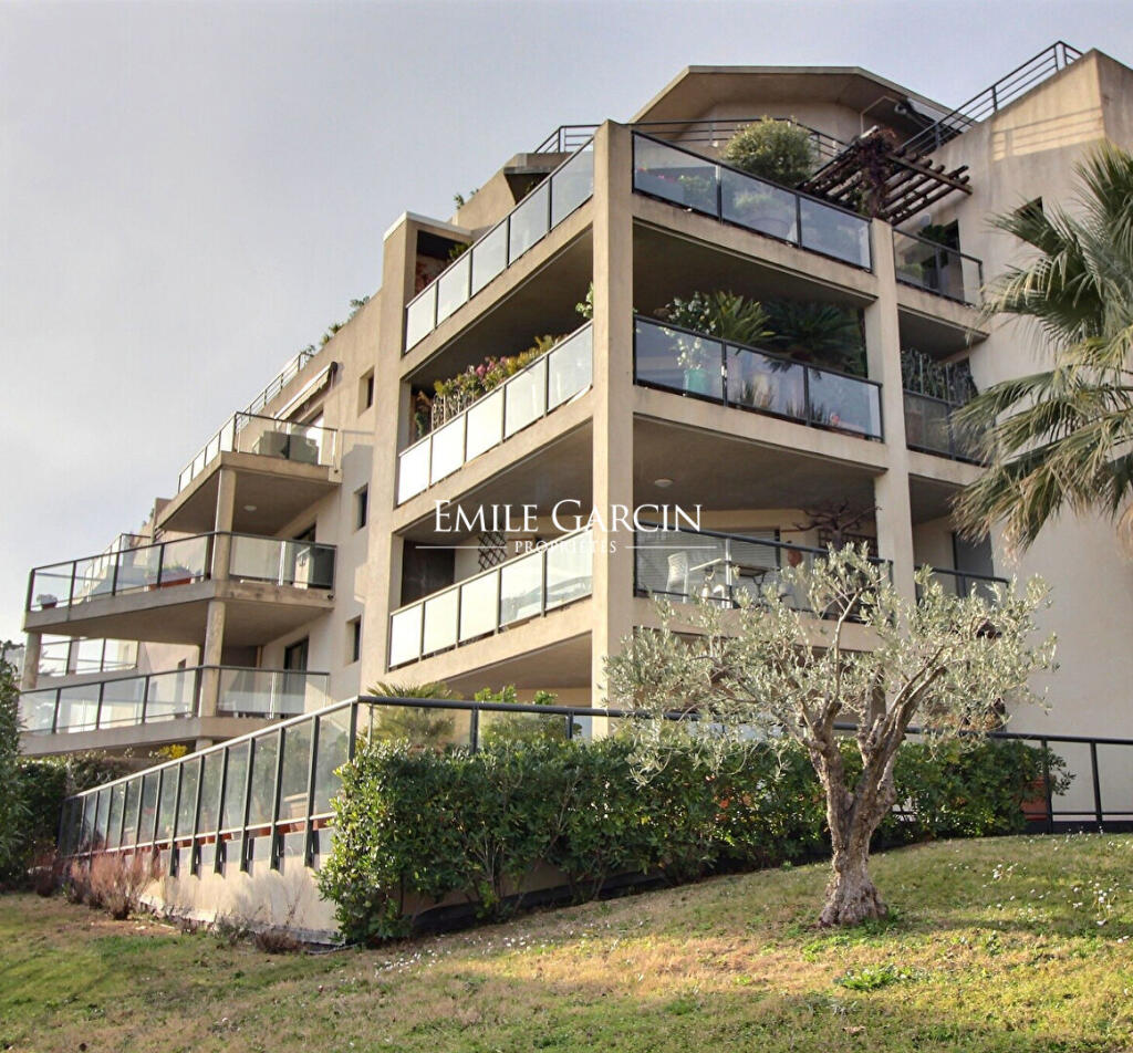 Main image of property: Provence-Alps-Cote d`Azur, Bouches-du-Rhône, Aix-en-Provence