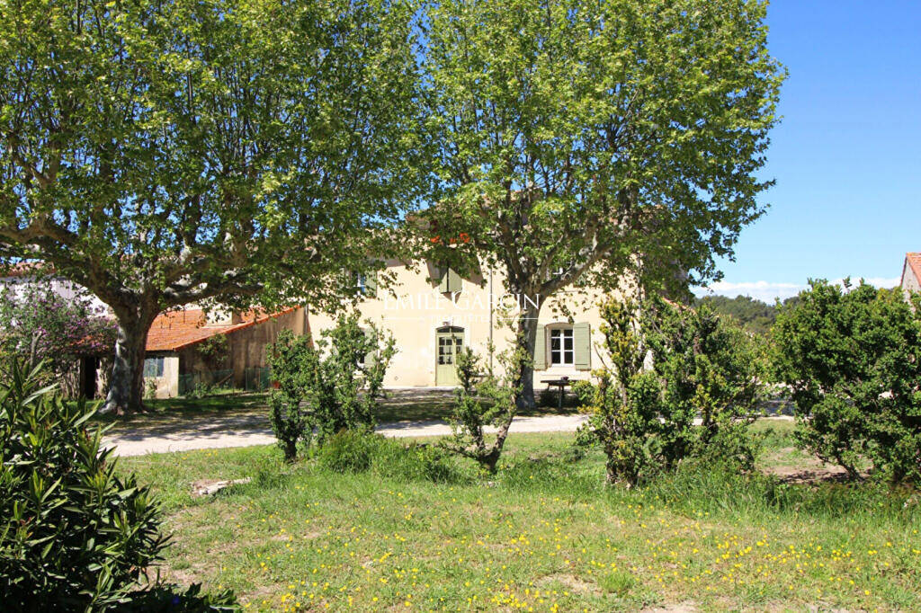 Main image of property: Provence-Alps-Cote d`Azur, Bouches-du-Rhône, Éguilles