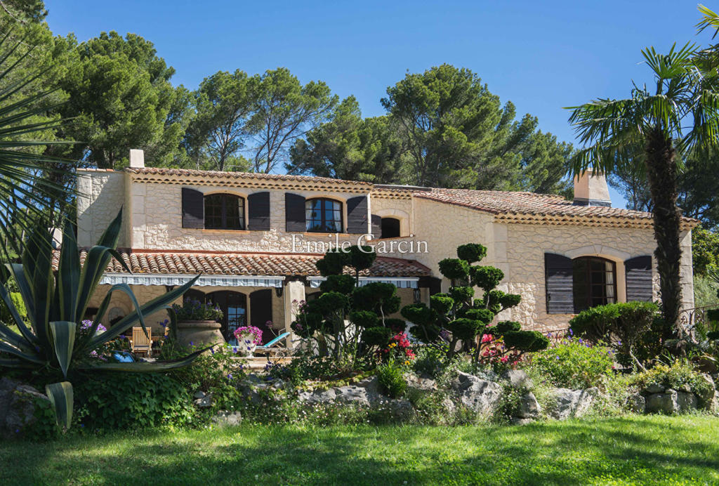 6 bedroom house for sale in AIX EN PROVENCE, ProvenceAlpesCôte d'Azur