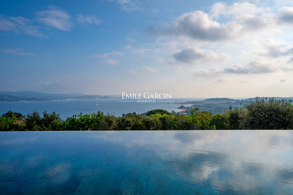 Main image of property: Provence-Alps-Cote d`Azur, Var, Gassin