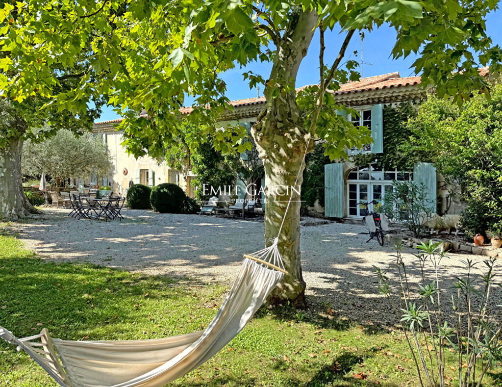 Main image of property: Provence-Alps-Cote d`Azur, Bouches-du-Rhône, Châteaurenard