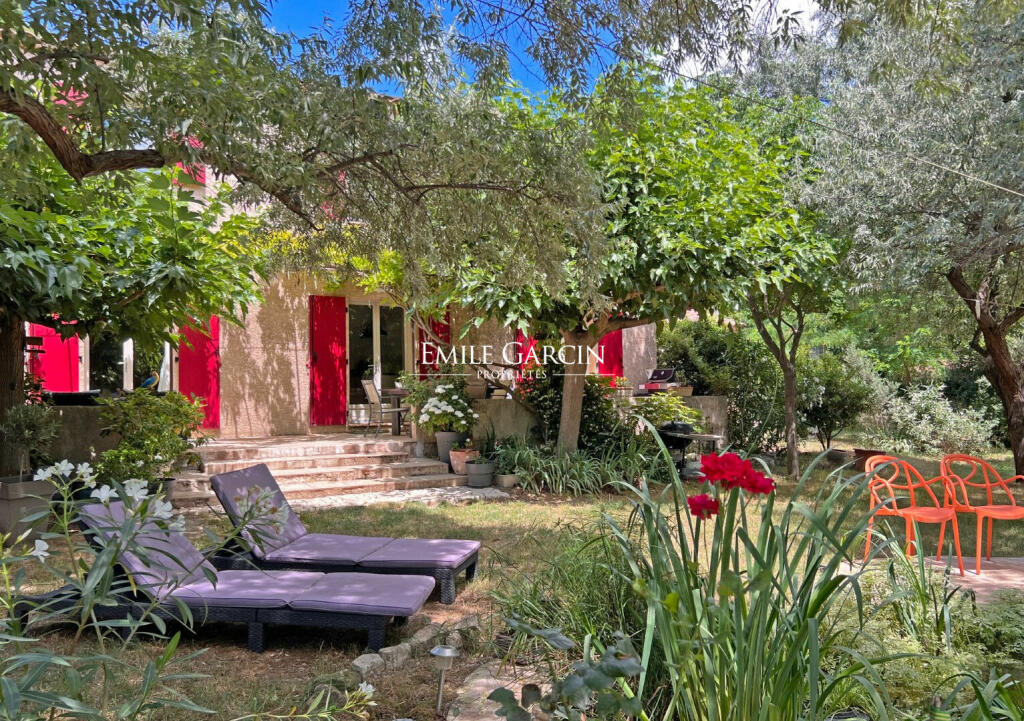 Main image of property: Provence-Alps-Cote d`Azur, Vaucluse, L'isle-sur-la-Sorgue