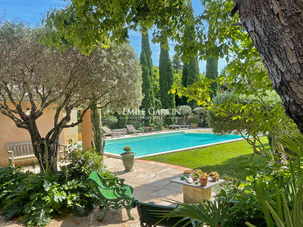 Main image of property: Provence-Alps-Cote d`Azur, Vaucluse, Ste-Cécile-les-Vignes