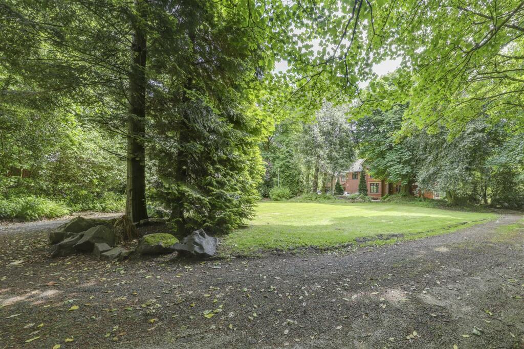 5 bedroom detached house for sale in Rochdale Road East, Marland