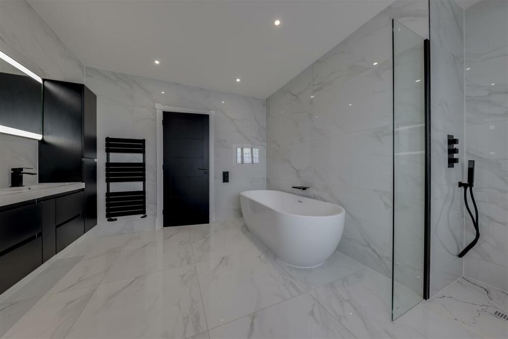 Additional property image - Highfield Park, Haslingden, Rossendale