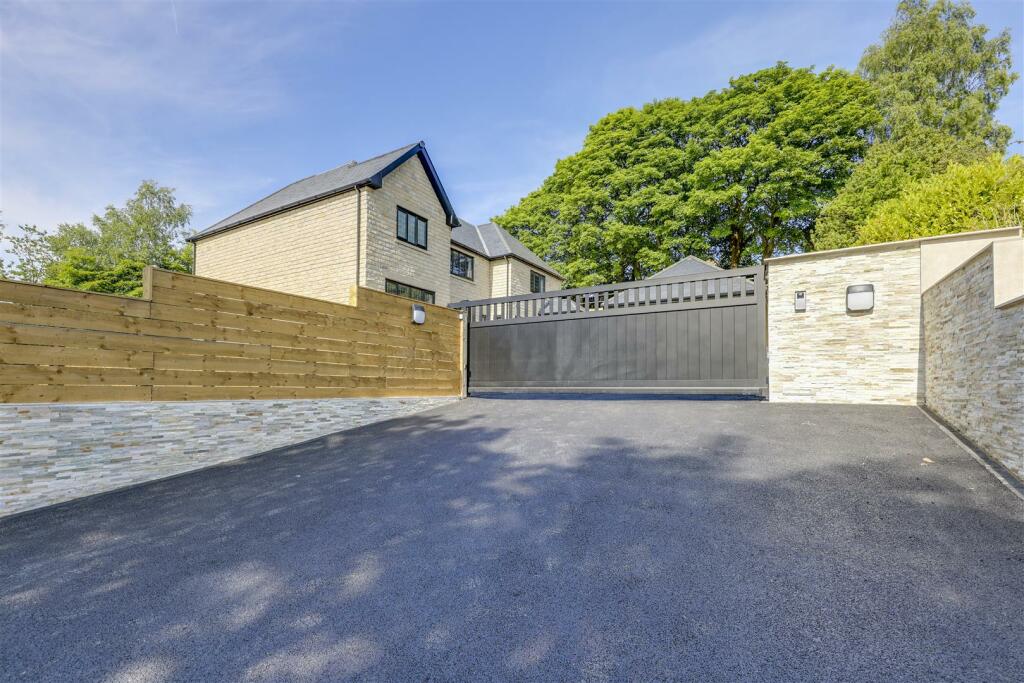 Additional property image - Highfield Park, Haslingden, Rossendale