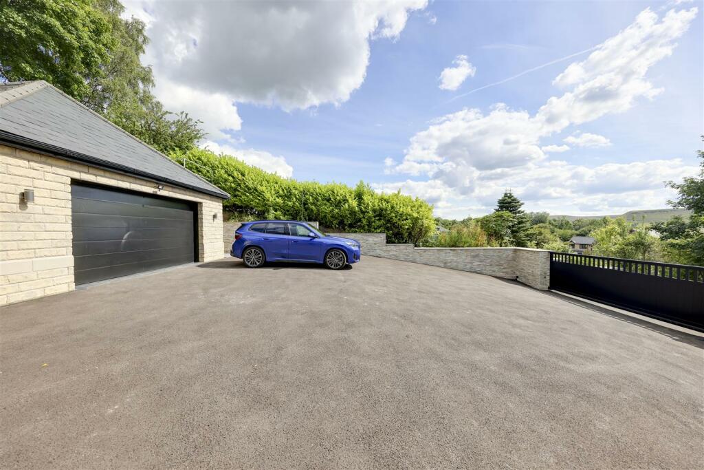 Additional property image - Highfield Park, Haslingden, Rossendale