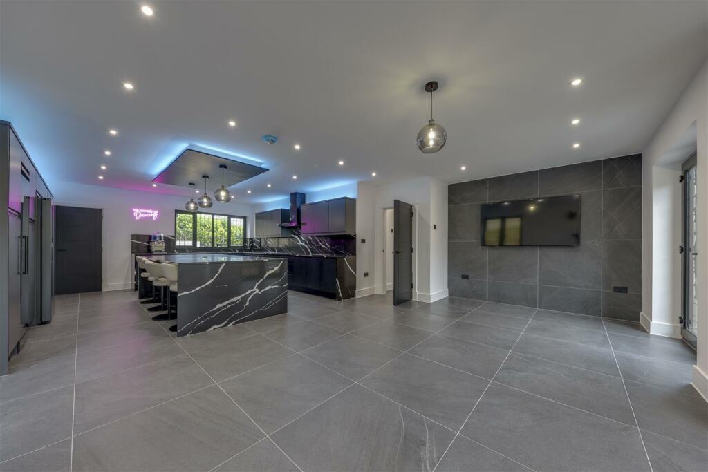 Additional property image - Highfield Park, Haslingden, Rossendale