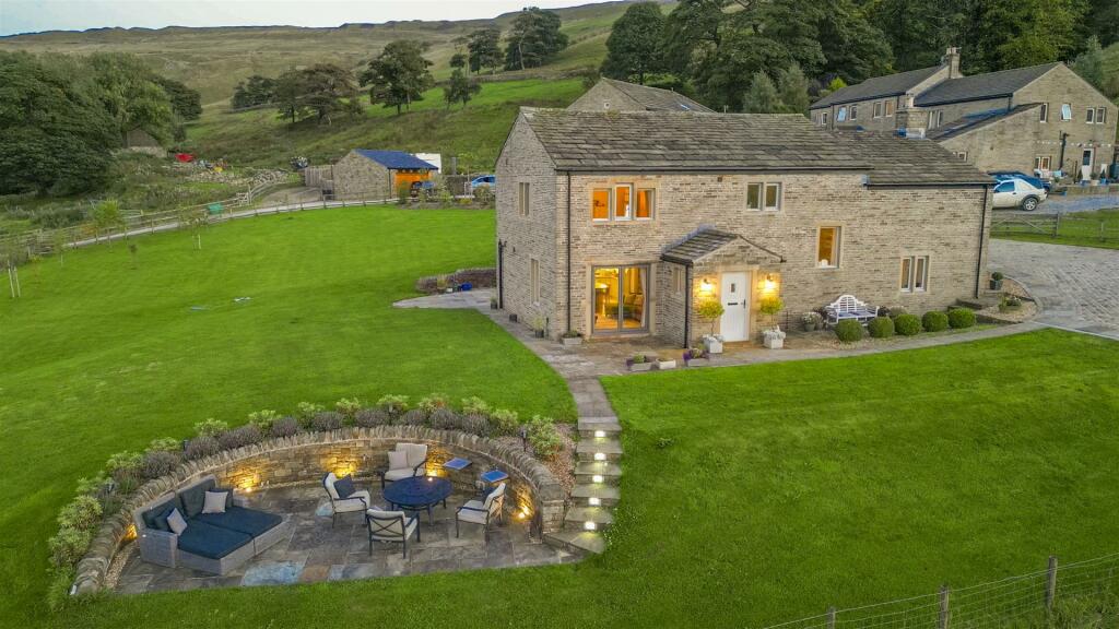 4 bedroom detached house for sale in Lowerfold House, Cowpe Road, Cowpe, Rossendale, BB4