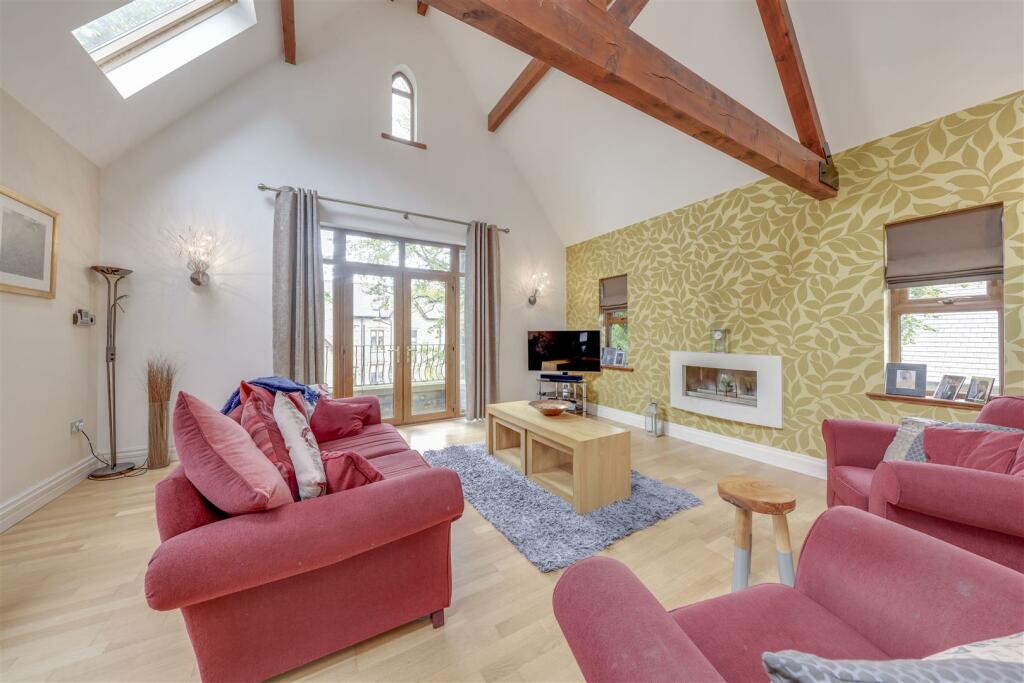 Additional property image - College Lane, Rawtenstall, Rossendale