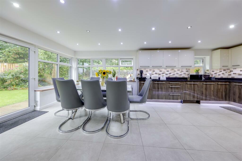 Additional property image - Melia Close, Rawtenstall, Rossendale