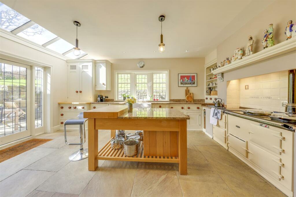 Additional property image - Sunny Bank Road, Helmshore, Rossendale