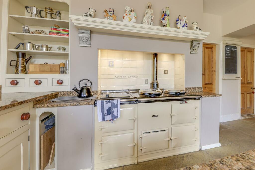 Additional property image - Sunny Bank Road, Helmshore, Rossendale