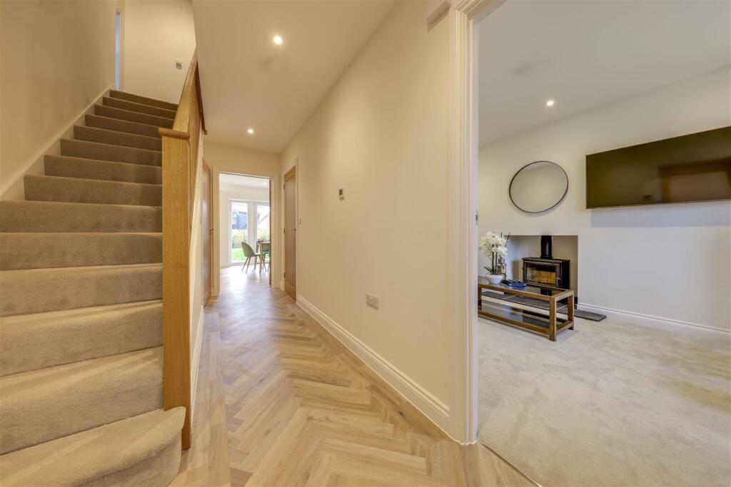 Additional property image - Meadow Edge Close, Higher Cloughfold, Rossendale, Lancashire