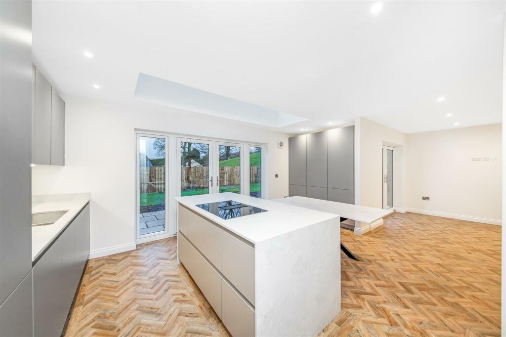 Additional property image - Meadow Edge Close, Newchurch Meadows, Higher Cloughfold, Rossendale, Lancashire