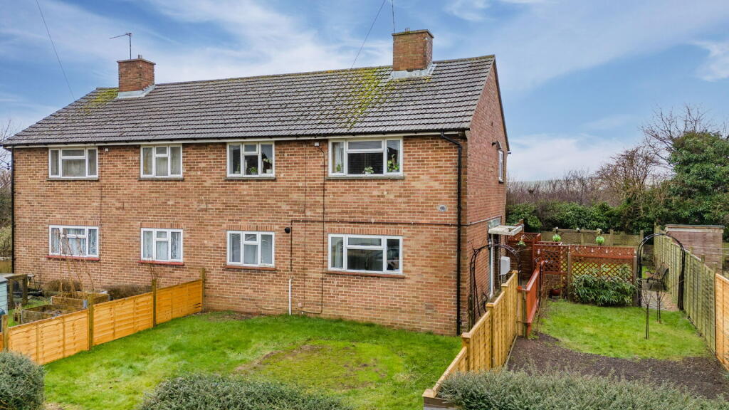 Main image of property: The Knowlings, Whitchurch, RG28 7JN