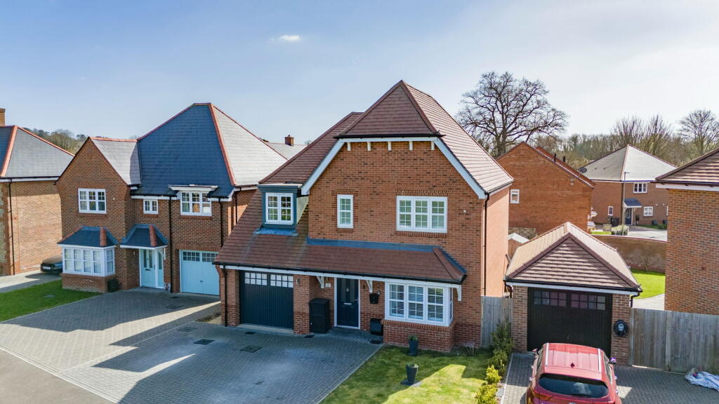 Main image of property: Hazel Way, Whitchurch, RG28 7FY