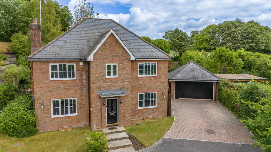 Main image of property: Hillside, Whitchurch, RG28 7SN