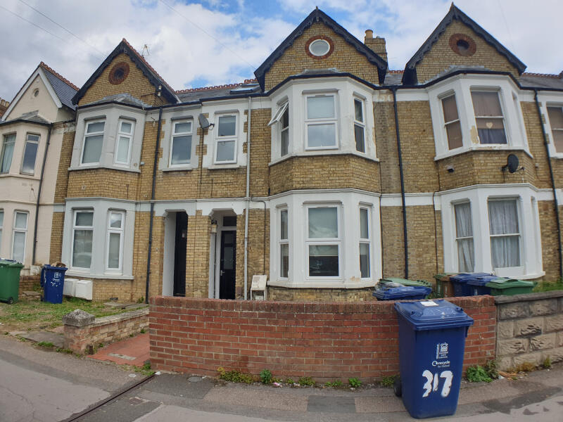 Main image of property: Cowley Road **Available Now** OX4 2AQ