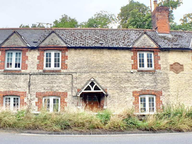 Main image of property: Oxford Street **Available in August 2025** OX20 1TL