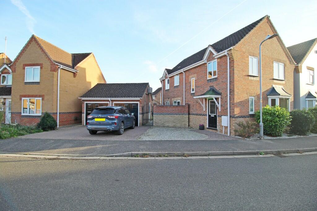 4 bedroom detached house for sale in Cowslip Drive, Deeping St James, PE6