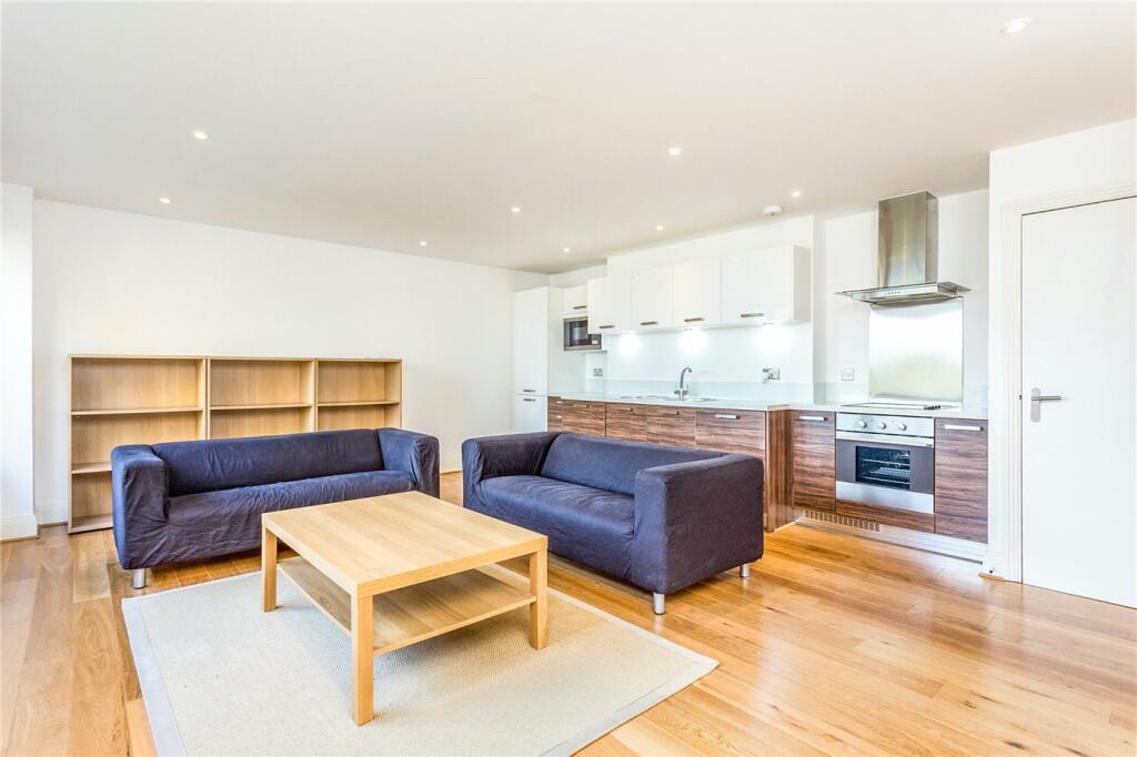Main image of property: Lea Bridge Road, London, E5