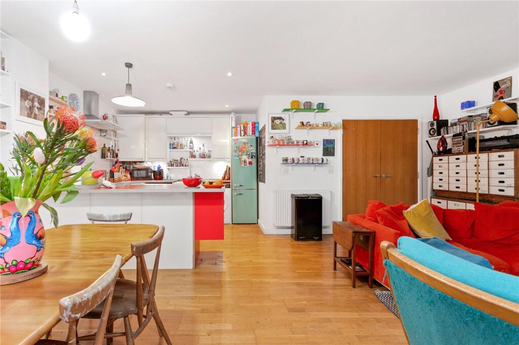 Main image of property: Goldsmiths Row, London, E2