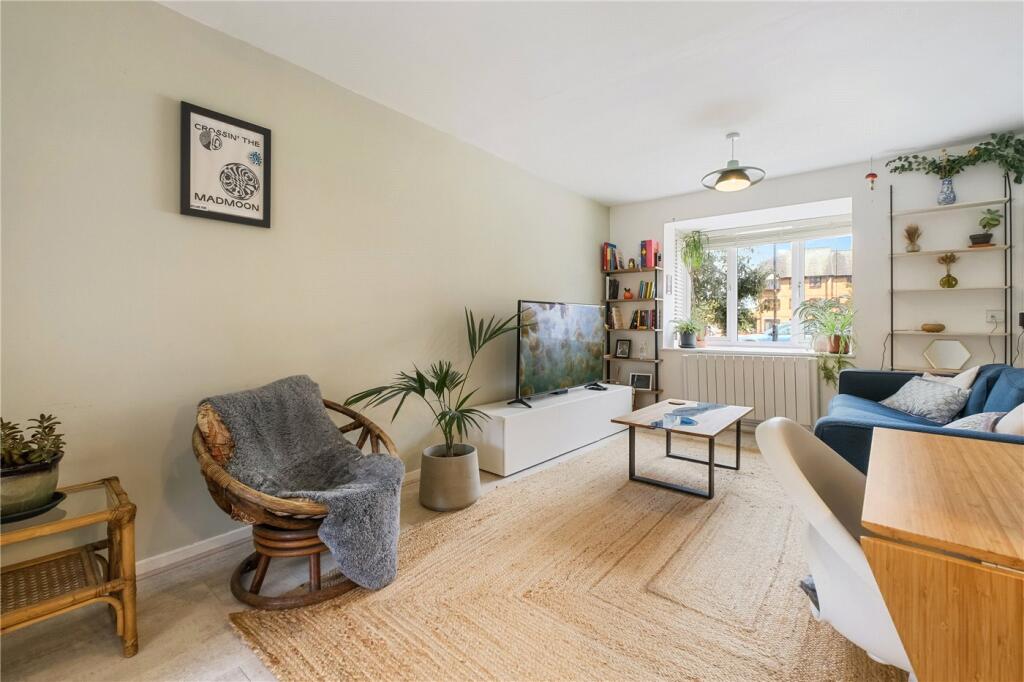 Main image of property: Riverside Close, London, E5
