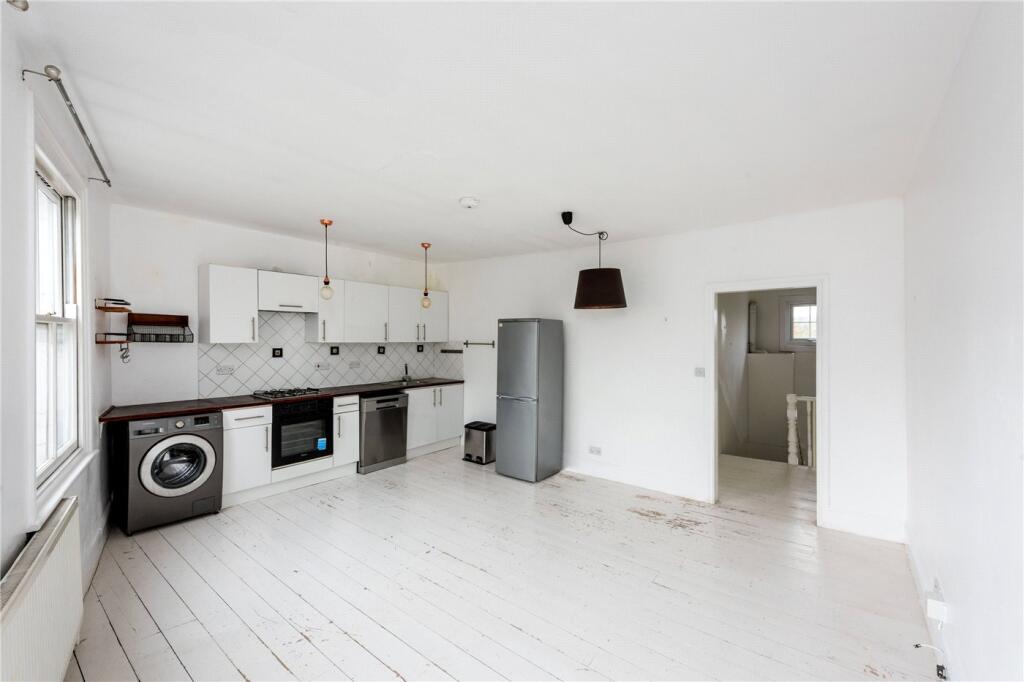 Main image of property: Goldsmiths Row, London, E2