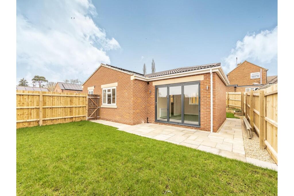 Main image of property: High Street, Corby Glen, GRANTHAM