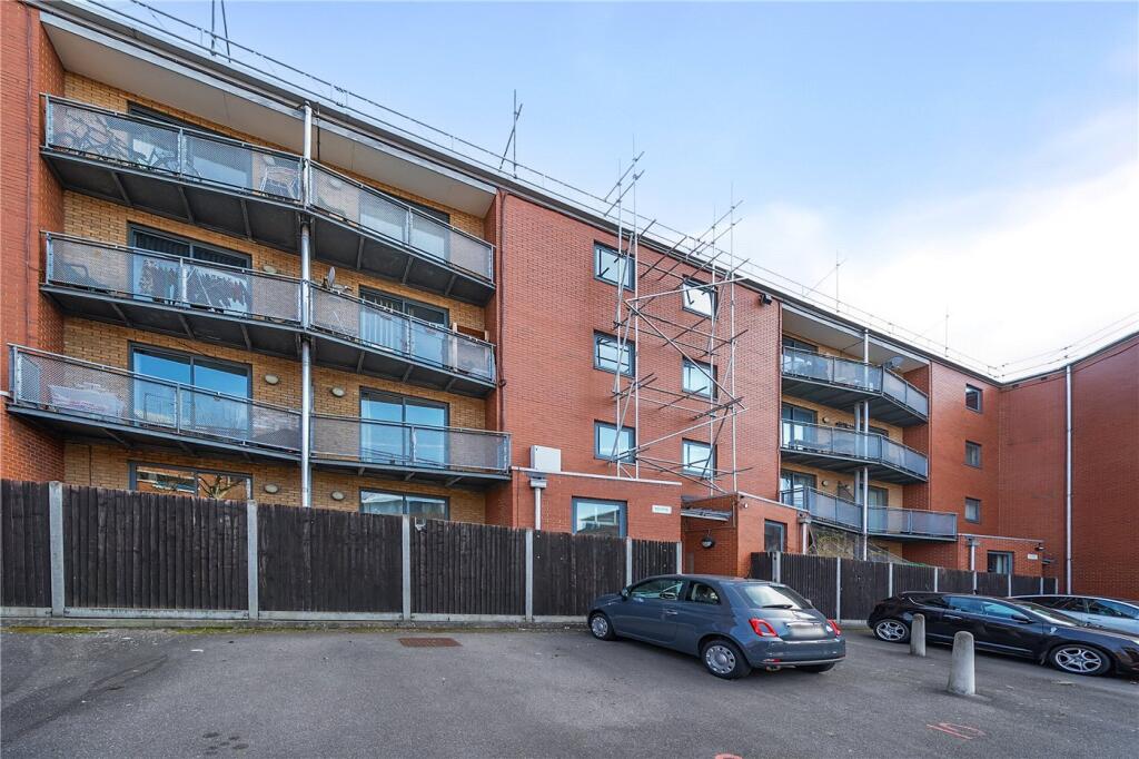 Main image of property: Rich Street, London, E14