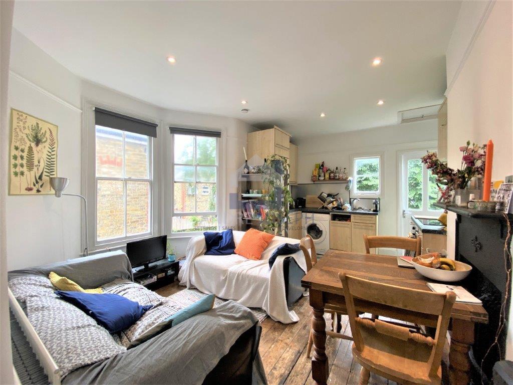 Main image of property: Fieldhouse Road, Balham, London, SW12 0HL