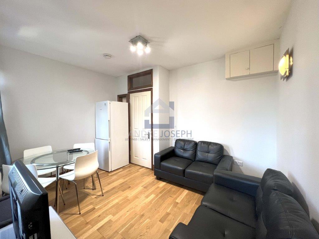 Main image of property: Montana Road, Tooting Bec, London, SW17 8SN