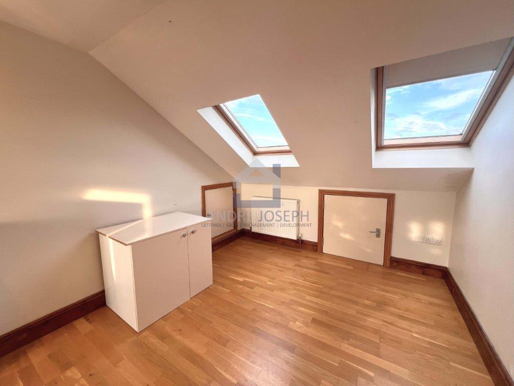 Main image of property: Montana Road, Tooting Bec, London, SW17 8SN