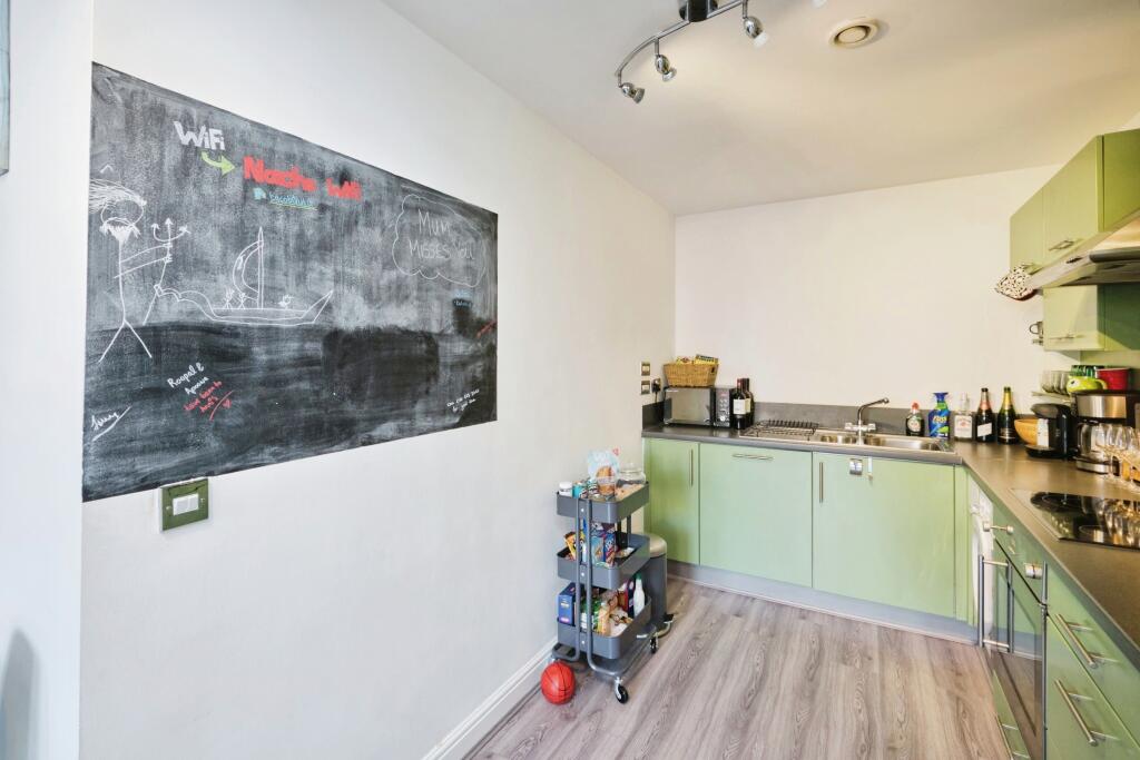 Additional property image - Temple Street, Birmingham, West Midlands, B2